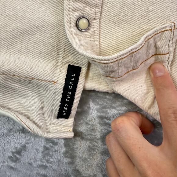 Howler Bros Dust Up Denim Pearl Snap Shirt Mens XL Ivory Yoakam Long Sleeve - Picture 4 of 8